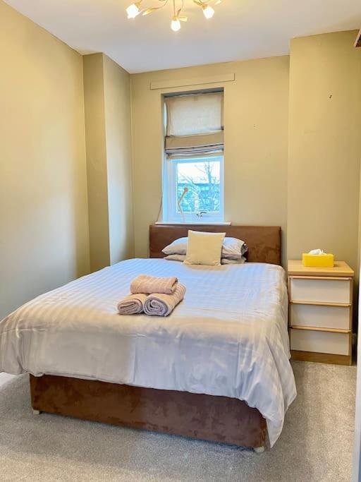 The Naburn - 3 Bed House With Free Parking & Close To City Centre Glasgow Exterior photo
